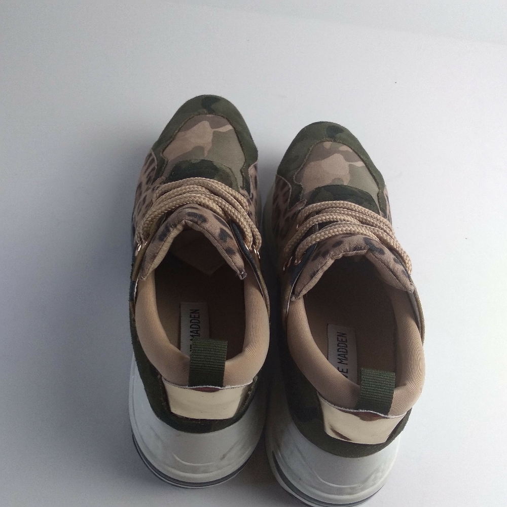 Steve Madden cliff kakki and green camo animal print p sneakers size 7.5 - Picture 9 of 10